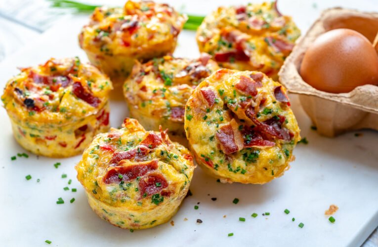 How To Make Buffalo Egg Cups With Bacon: Sizzling Delight!